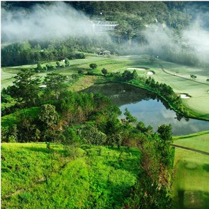 Bất động sản nghỉ dưỡng và sân golf
